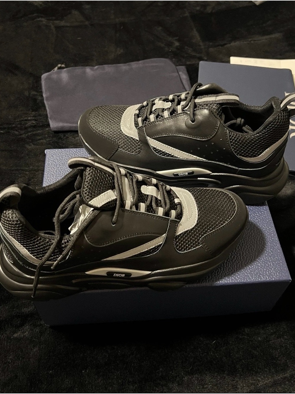Dior Men’s Black and Gray Low-Top Mesh & Leather Sneakers B22 Size 10